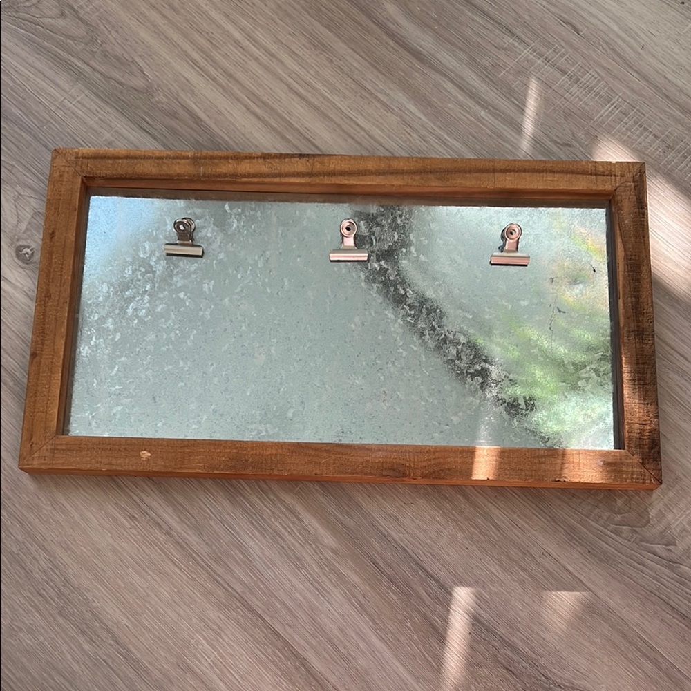 Wooden Frame with Photo Clips